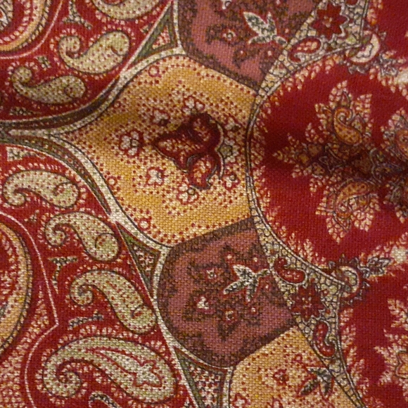 Fabric - Picture 5 of 9